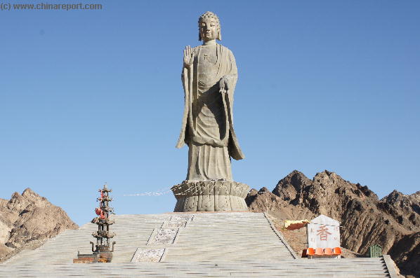 To the Hidden Temples of Sanwei Mountain